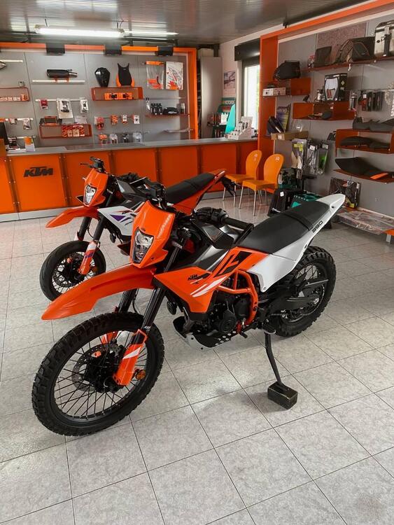 KTM 390 Enduro R (2025 - 26)