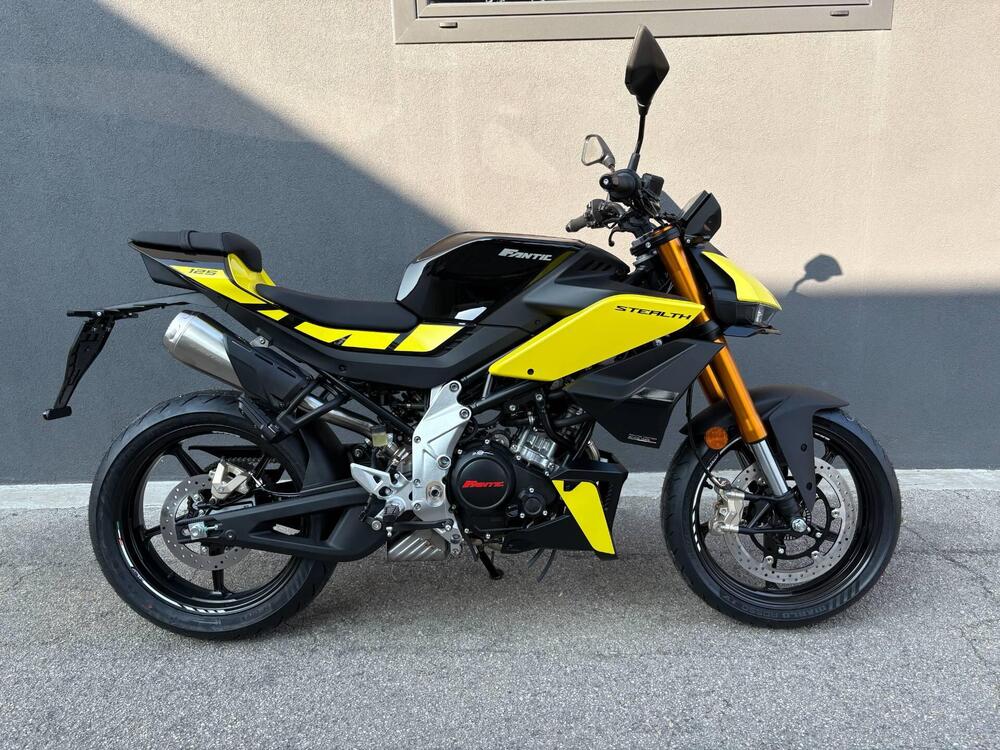 Fantic Motor Stealth 125 (2025) (2)