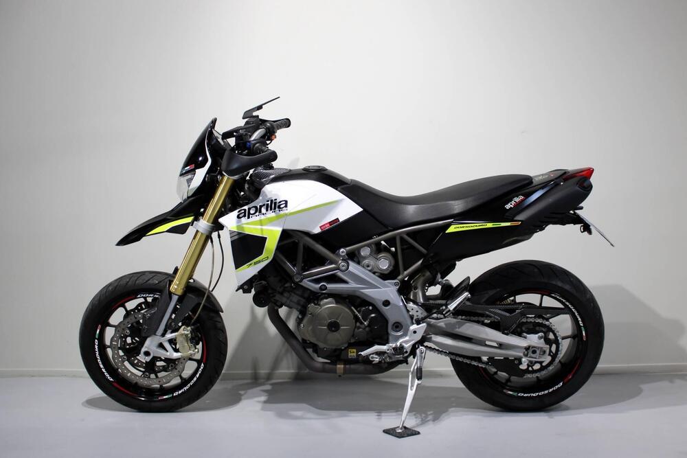 Aprilia Dorsoduro 750 (2009 - 14) (4)