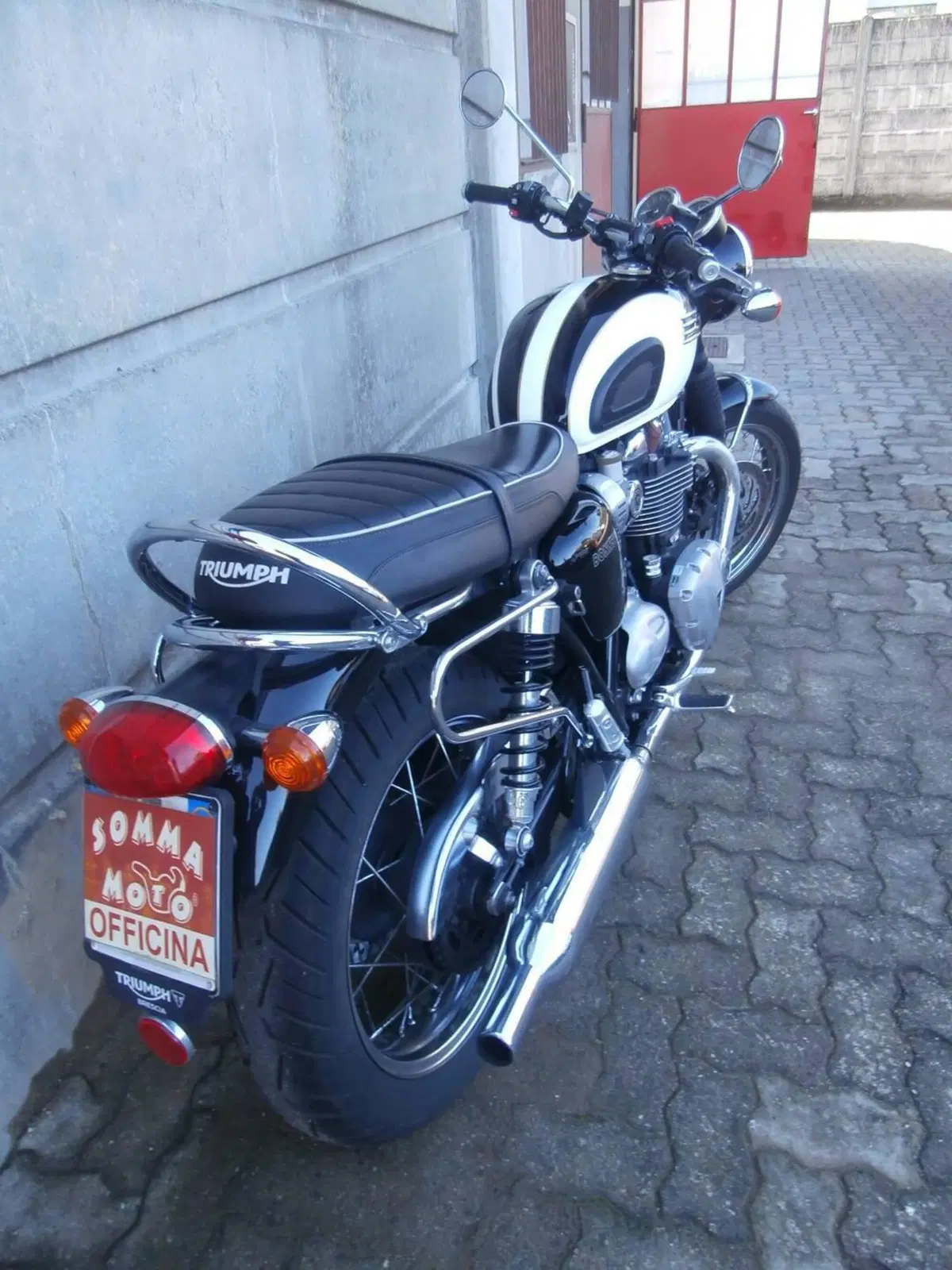 Triumph Bonneville T120 (2016 - 20) (10)