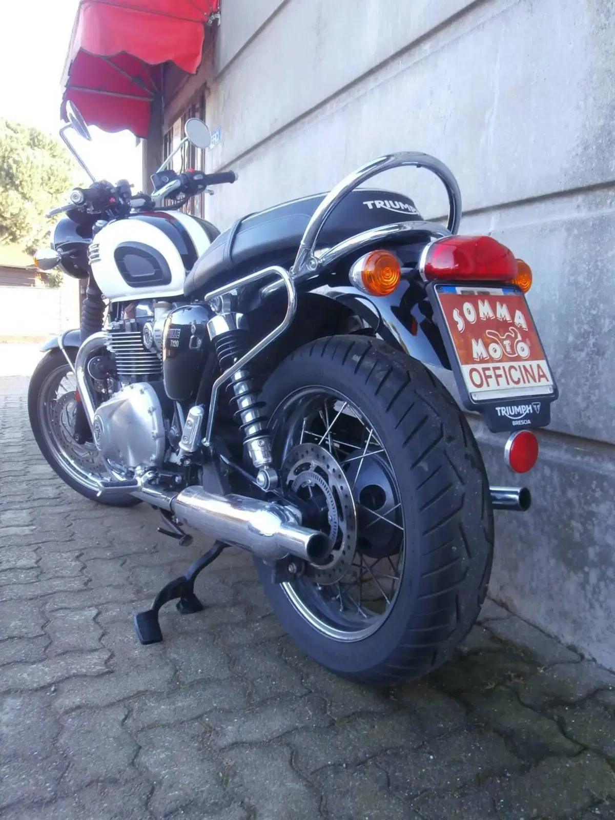 Triumph Bonneville T120 (2016 - 20) (7)