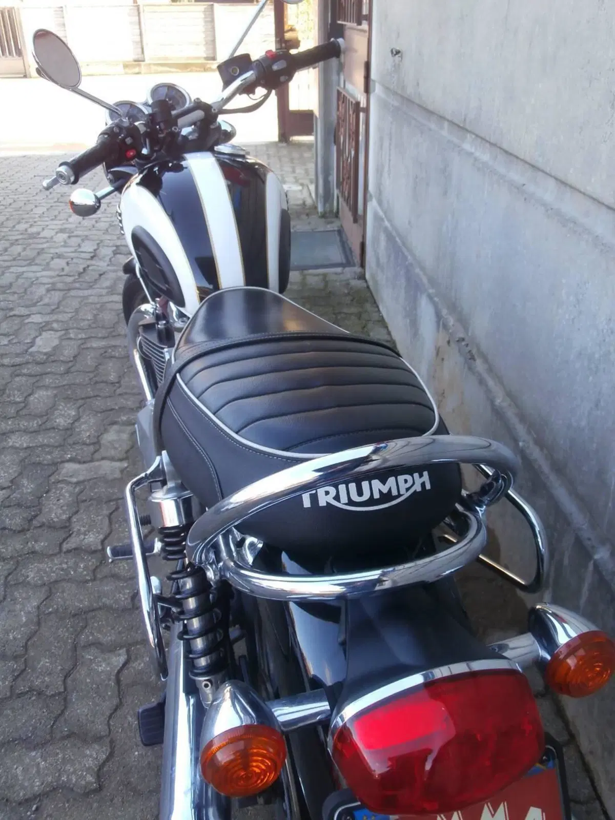 Triumph Bonneville T120 (2016 - 20) (11)