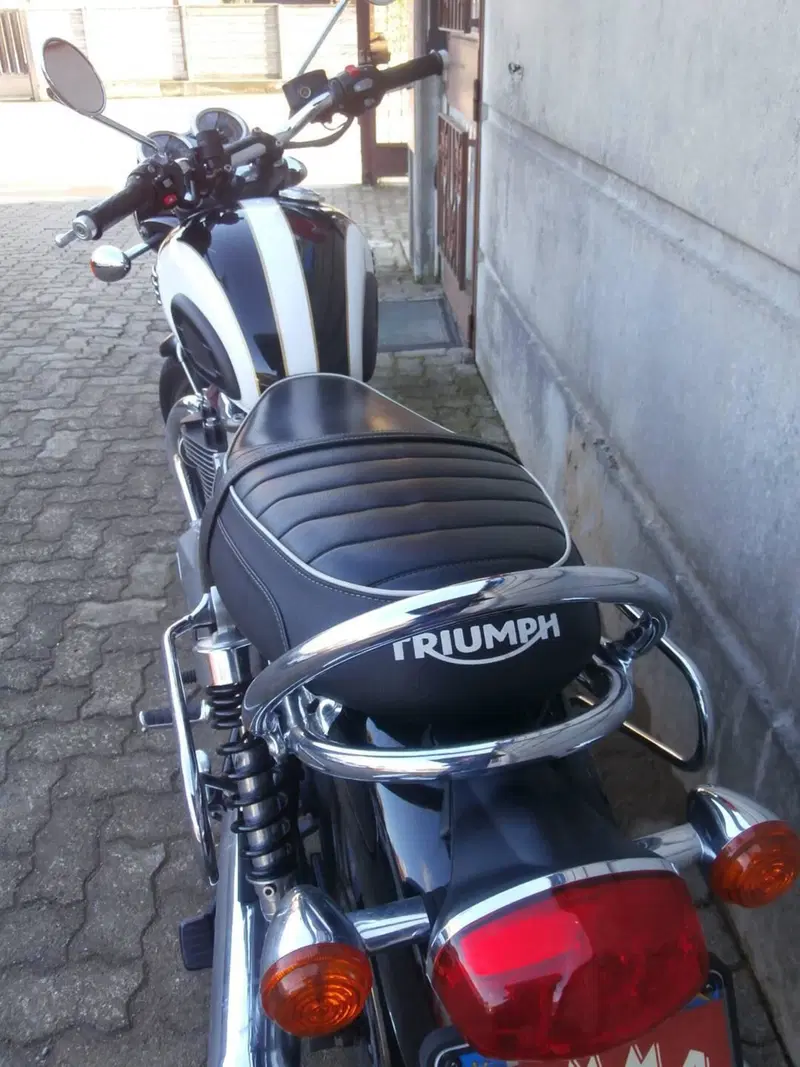 Triumph Bonneville T120 (2016 - 20) (10)