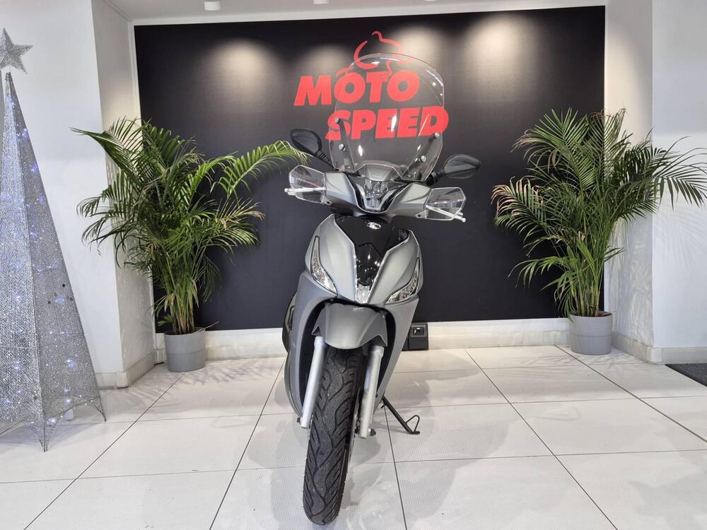 Kymco People 125i S (2020) (5)