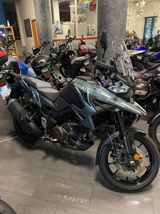 Suzuki V-Strom 1050SE (2025)