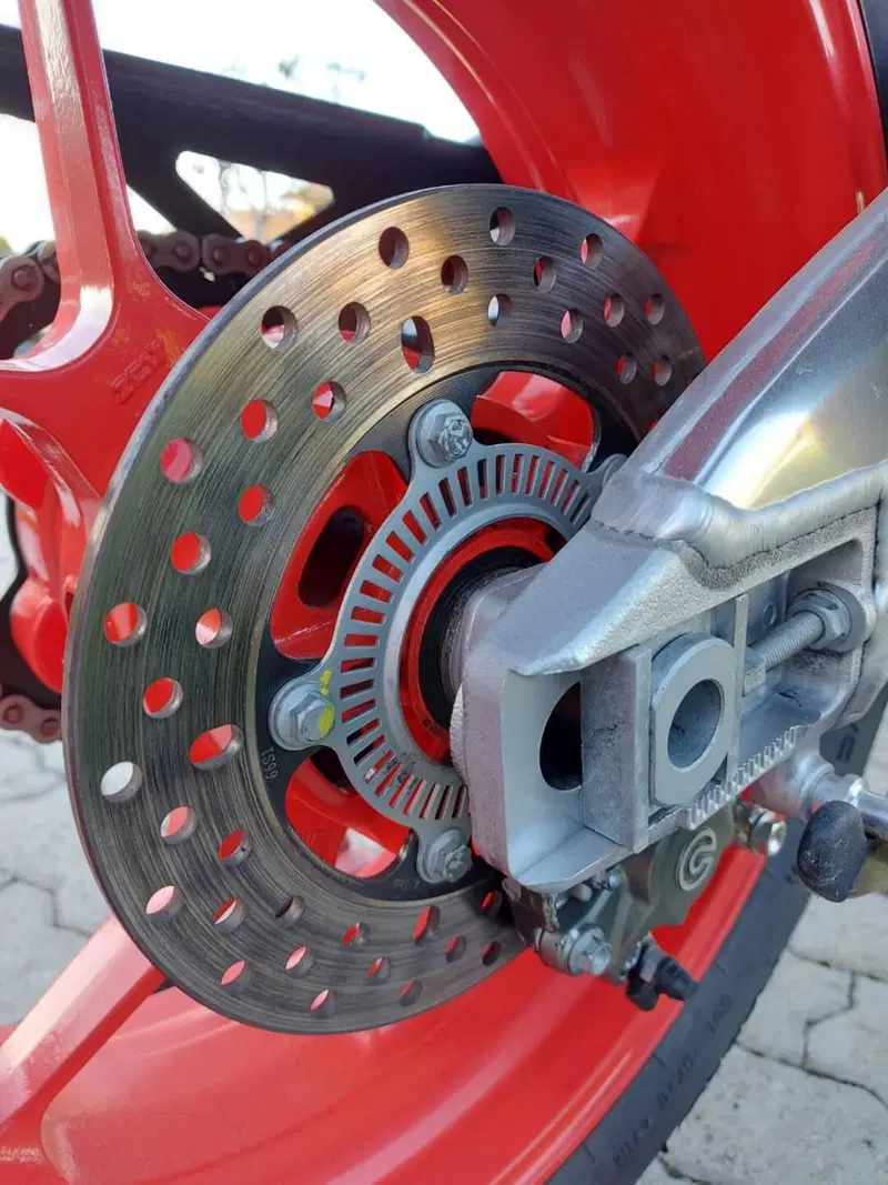 Aprilia Tuono V4 RR (2019 - 20) (3)