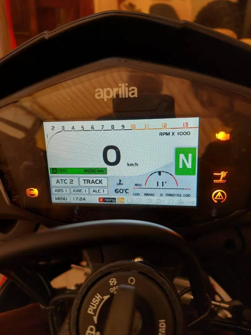 Aprilia Tuono V4 RR (2019 - 20) (10)