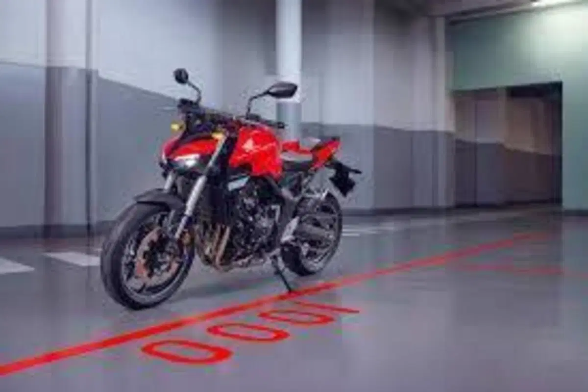 Honda CB 1000 Hornet (2025 - 26)
