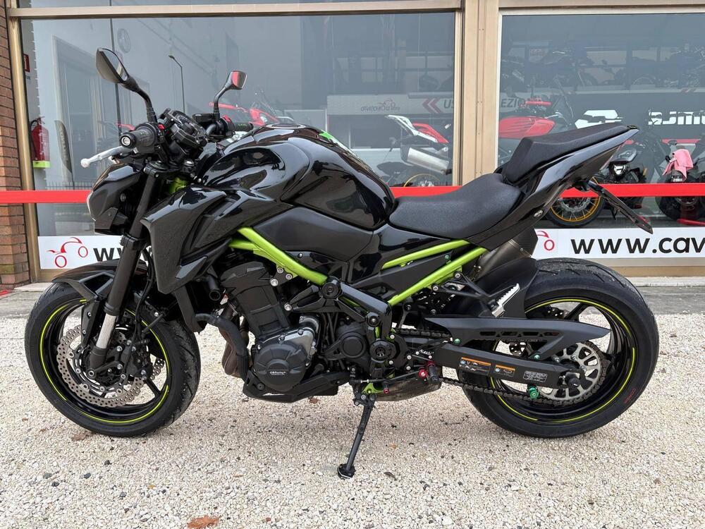 Kawasaki Z 900 (2017 - 18) (4)