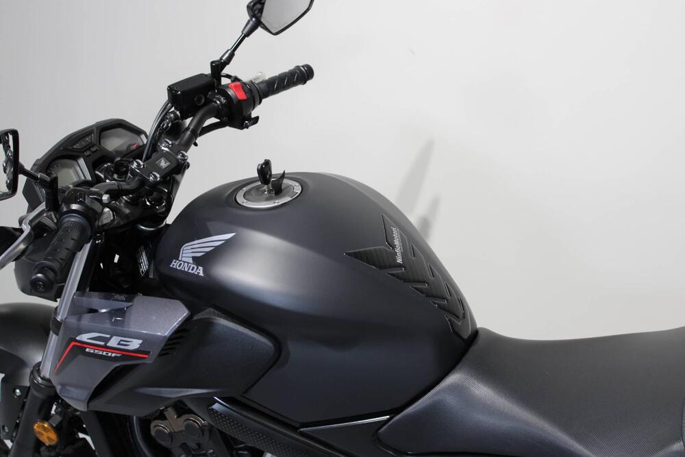 Honda CB 650 F (2017 - 18) (5)