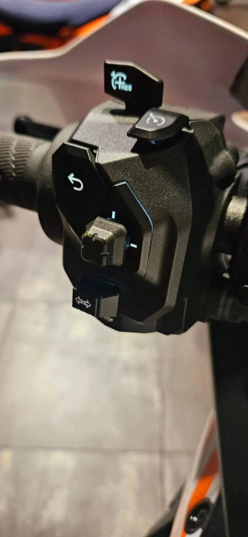 KTM 1390 Super Adventure S (2026) (16)