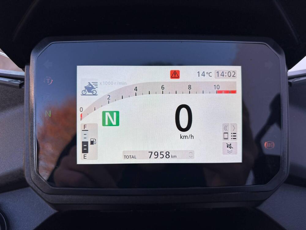 Honda Transalp XL750 (2025) (4)