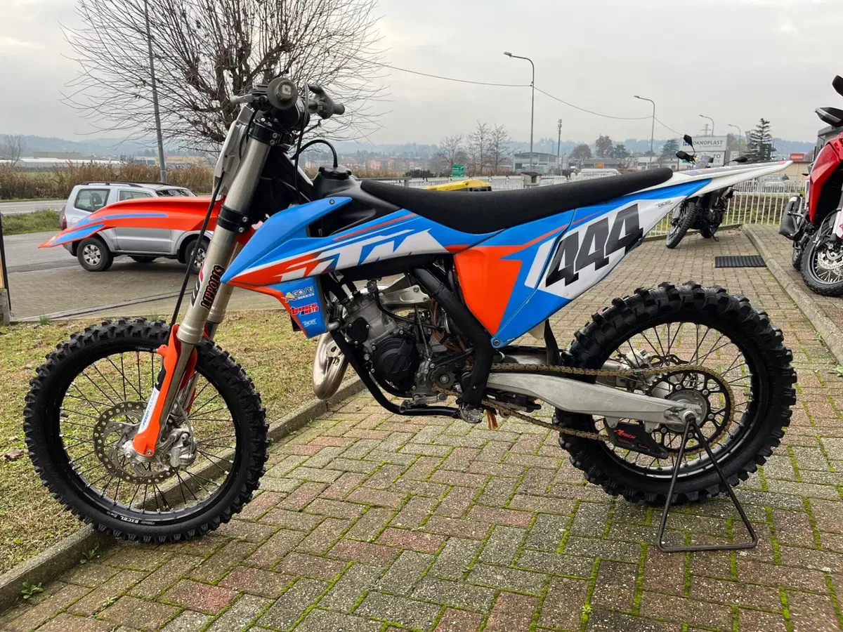 KTM 125 SX (2019) (9)