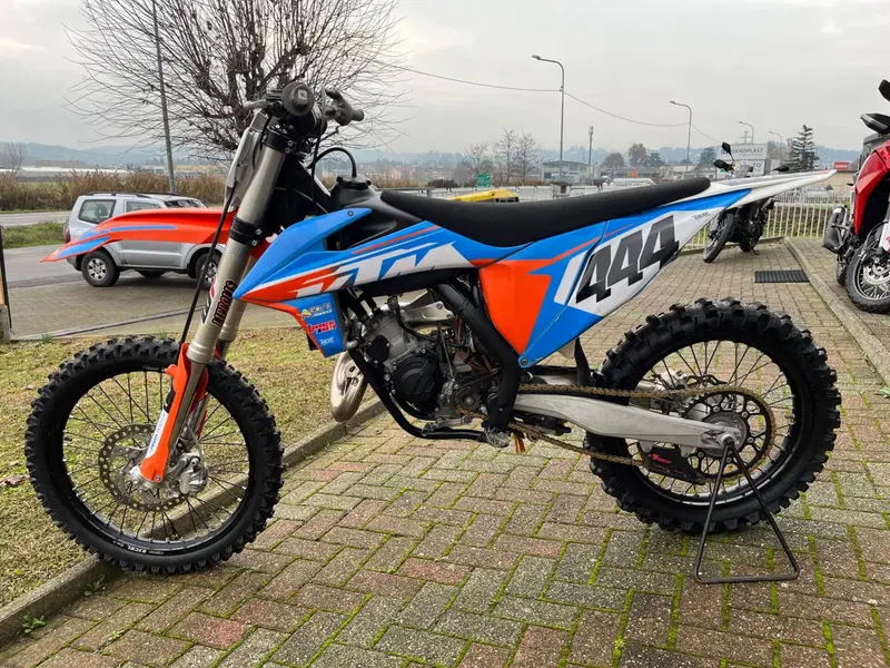 KTM 125 SX (2019) (9)