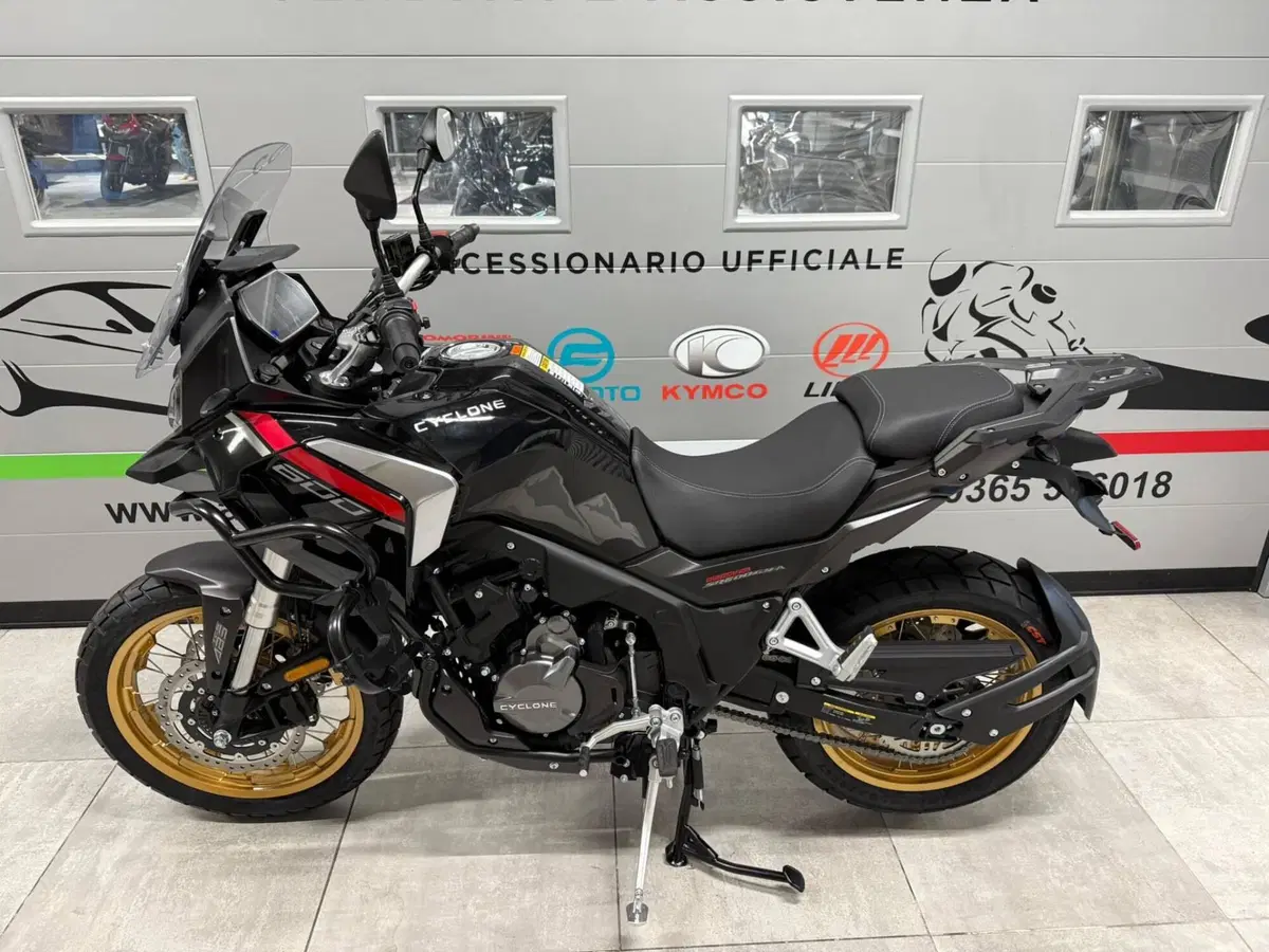 Cyclone RX600 (2025 - 26) (2)