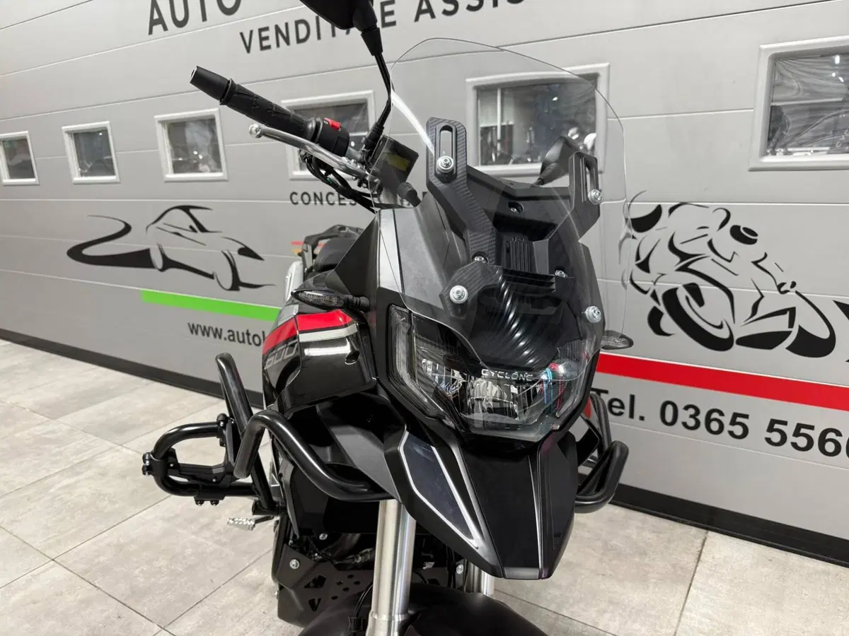 Cyclone RX600 (2025 - 26) (4)