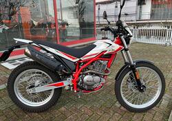 Betamotor Alp 200 (2021 - 25) usata