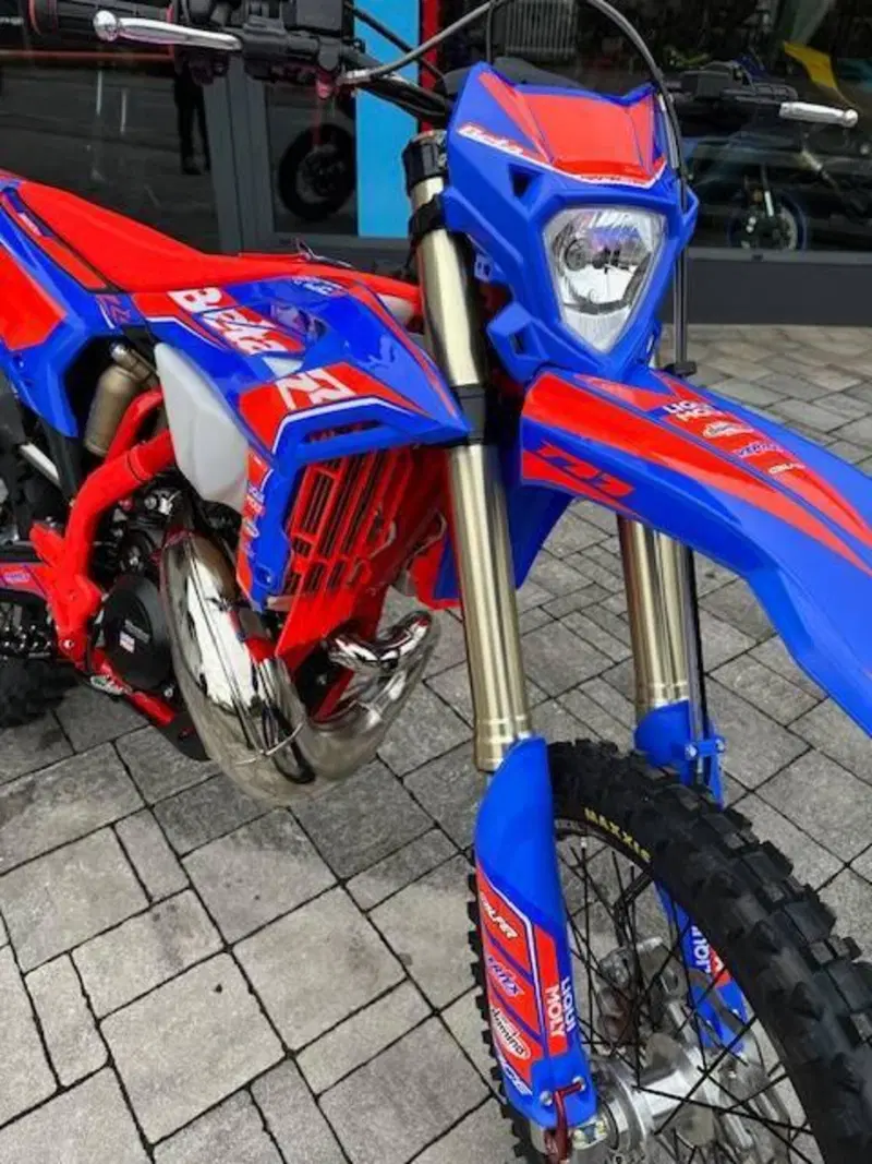 Betamotor RR 250 2T Enduro Race (2026) (3)