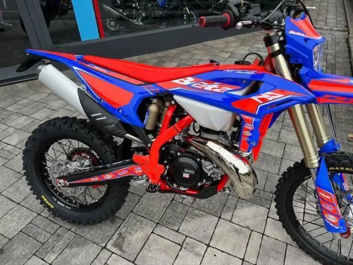 Betamotor RR 250 2T Enduro Race (2026) (4)