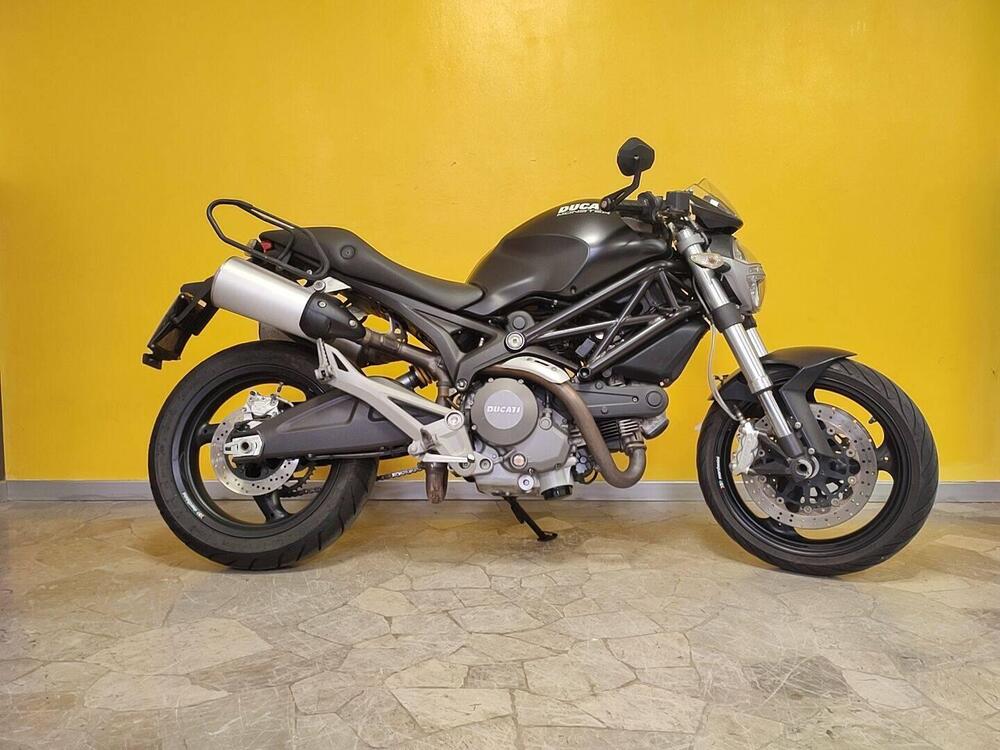 Ducati Monster 696 (2008 - 13) (3)