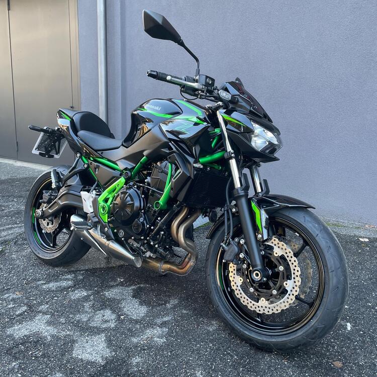 Kawasaki Z 650 (2025 - 26) (2)