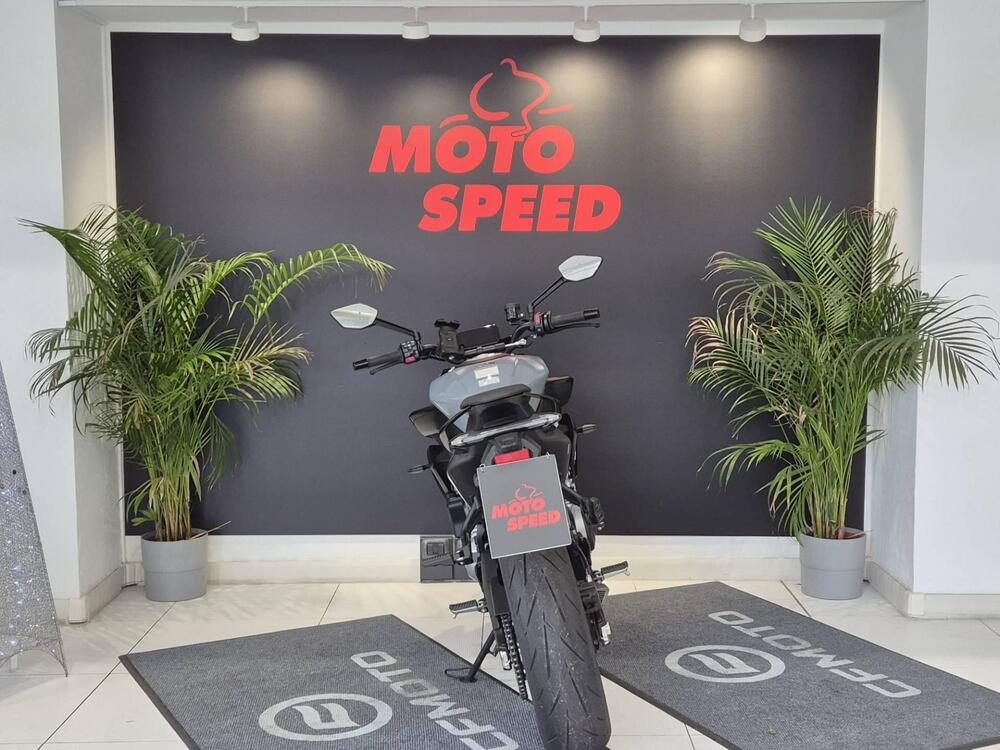 CFMOTO 675NK (2025) (4)