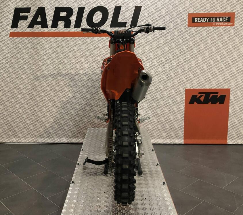 KTM 250 SX-F (2016) (3)