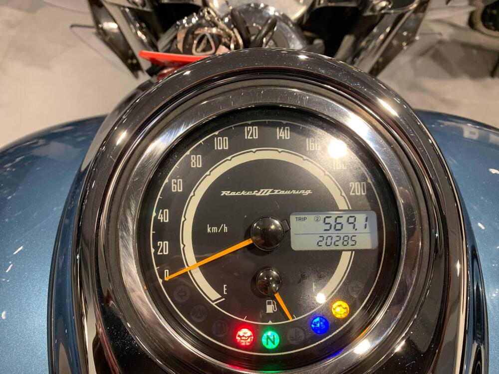 Triumph Rocket 3 Classic (2006 - 11) (4)