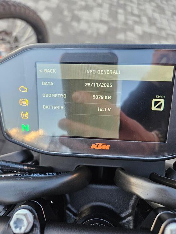 KTM 890 Duke (2021 - 23) (5)