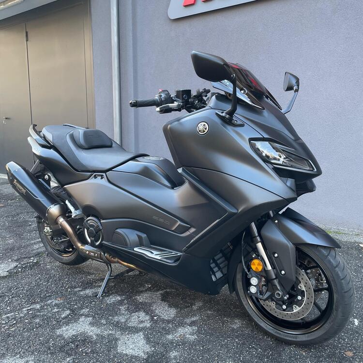 Yamaha T-Max 560 (2022 - 24) (2)