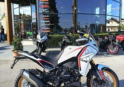 Moto Morini X-Cape 700 Gold Edition (2025) nuova