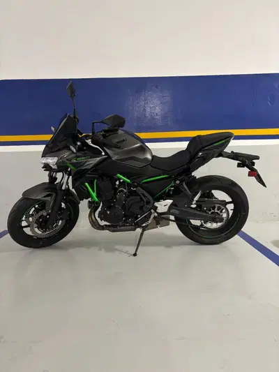 Kawasaki Z 650 (2021 - 24) usata