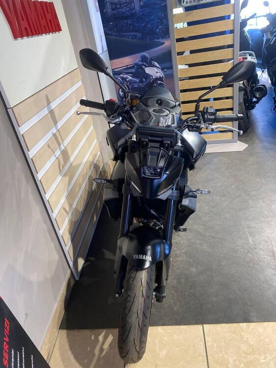 Yamaha MT-09 (2024 - 25) (2)