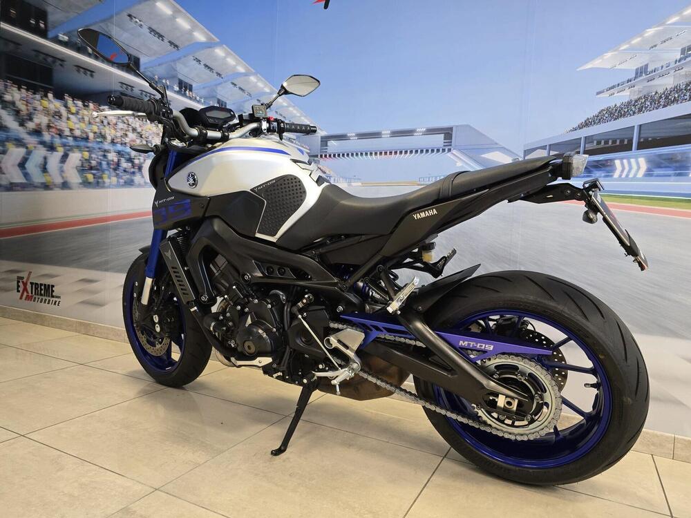 Yamaha MT-09 ABS (2016) (5)