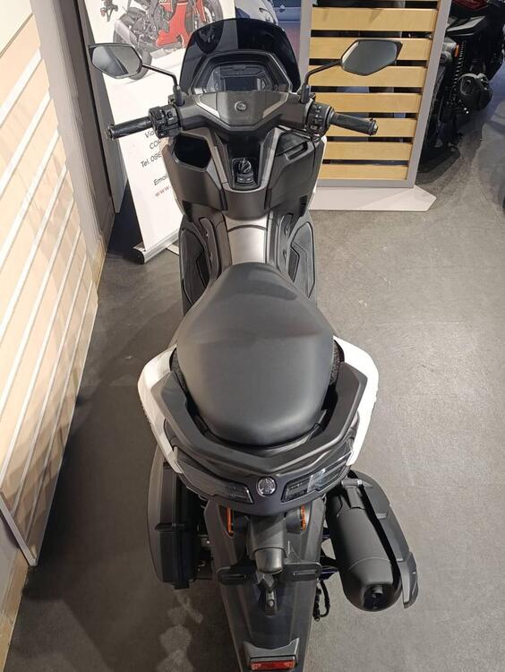 Yamaha N-Max 125 (2025) (2)