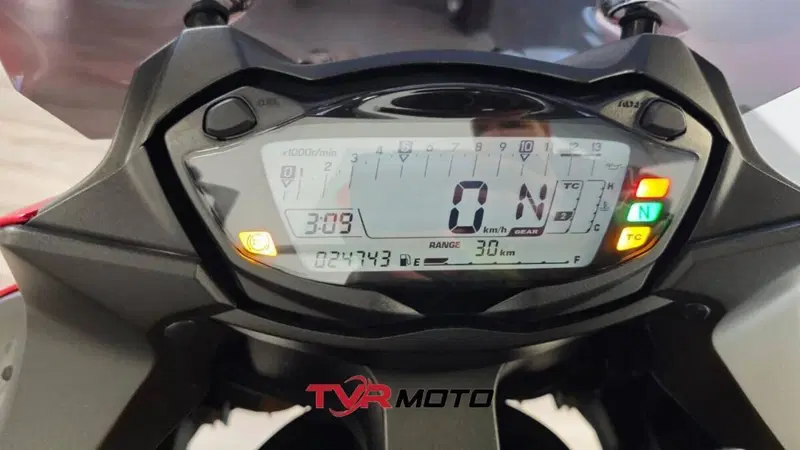 Suzuki GSX S 1000 F ABS (2014 -17) (15)