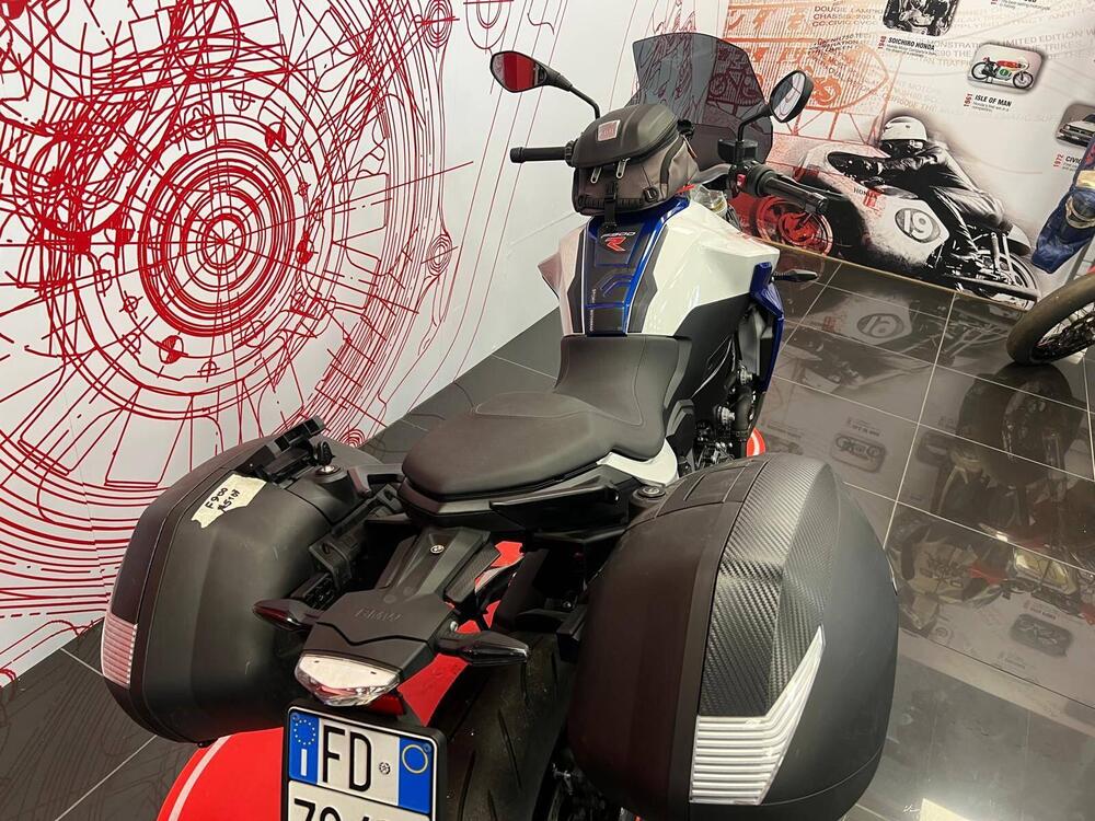 Bmw F 900 R (2021 - 24) (3)