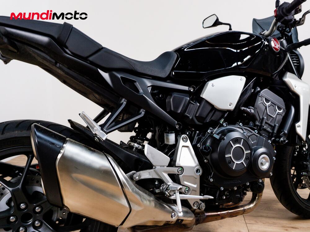 Honda CB 1000 R ABS (2011 - 17) (3)