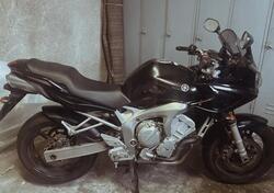 Yamaha FZ6 Fazer (2004 - 07) usata