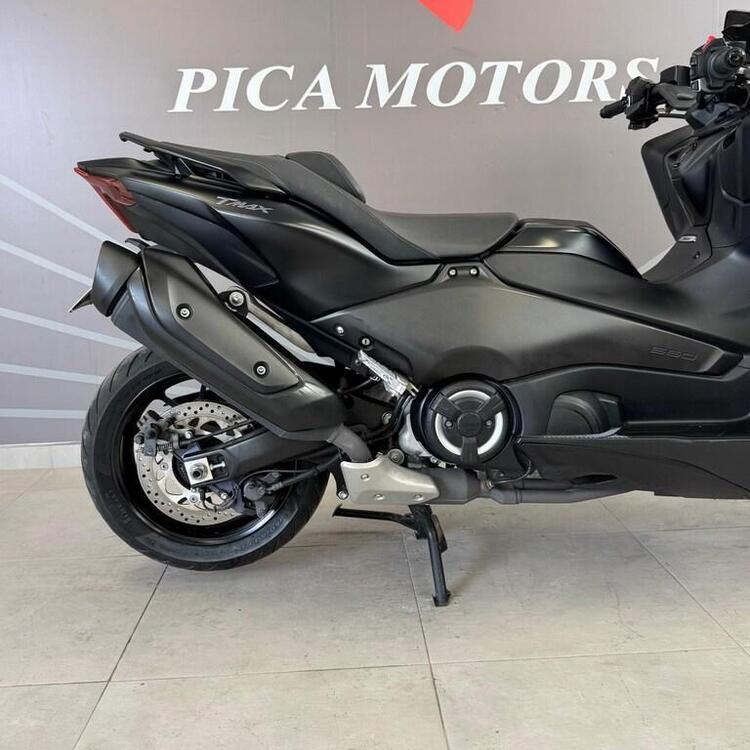 Yamaha T-Max 560 (2022 - 24) (2)