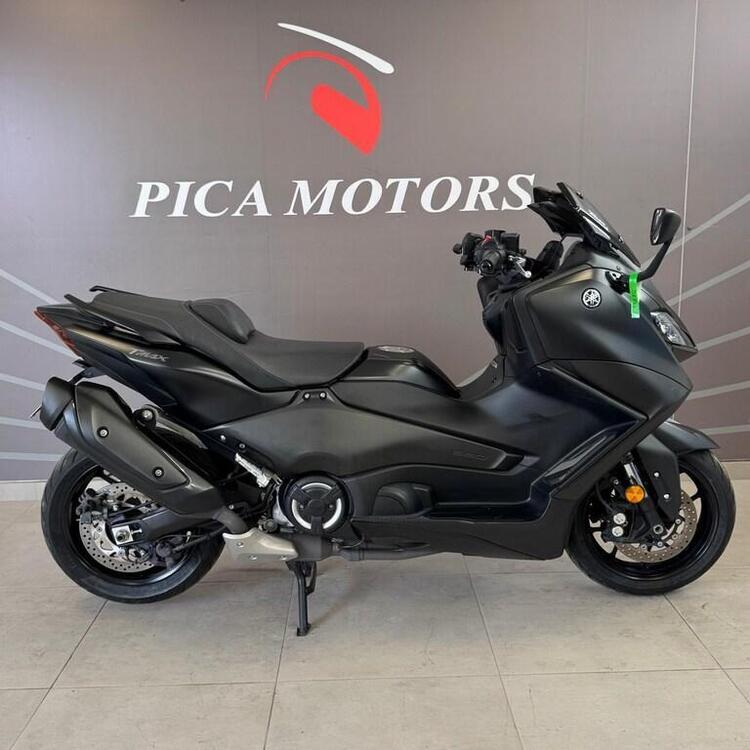Yamaha T-Max 560 (2022 - 24)