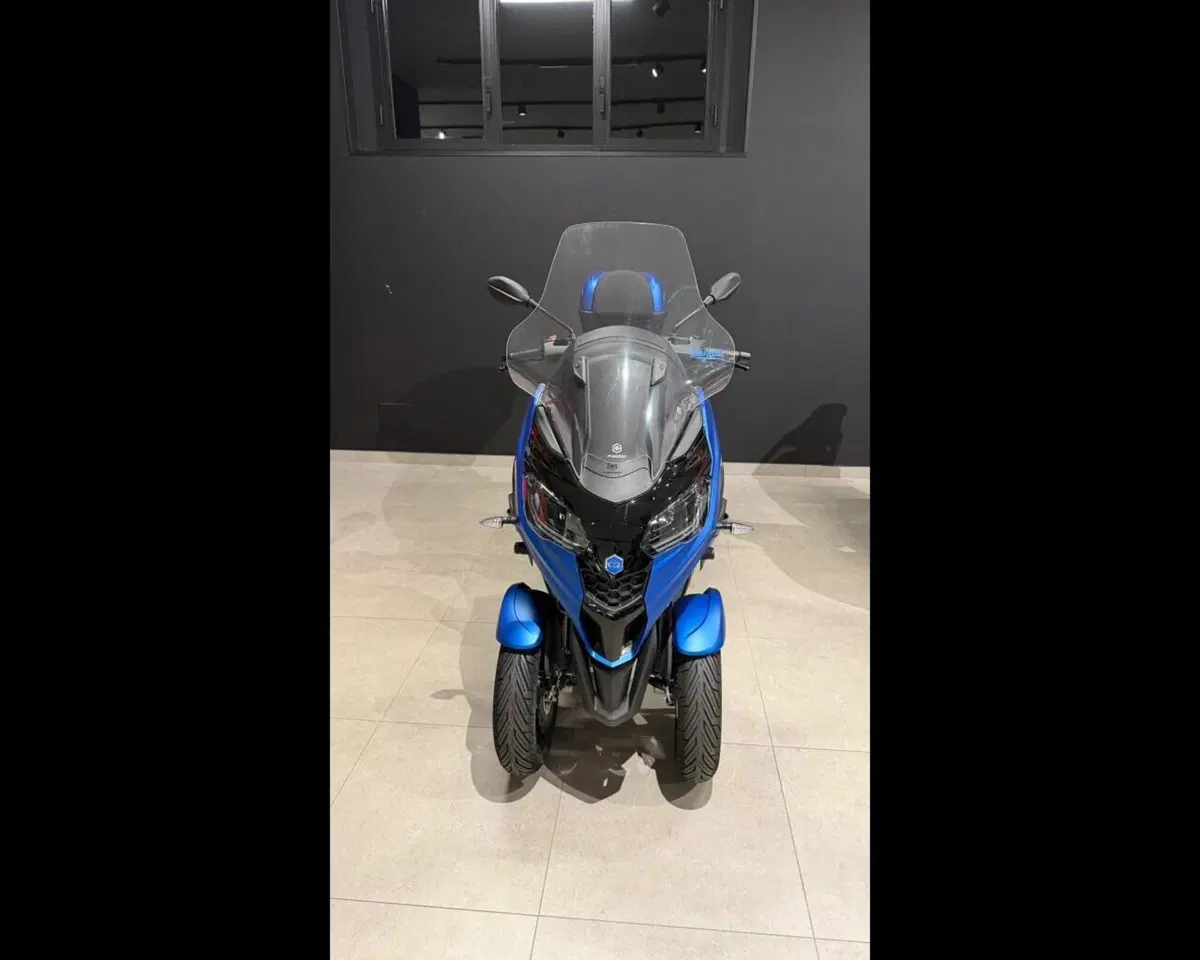Piaggio MP3 300 ABS Hpe (2021 - 24) (6)