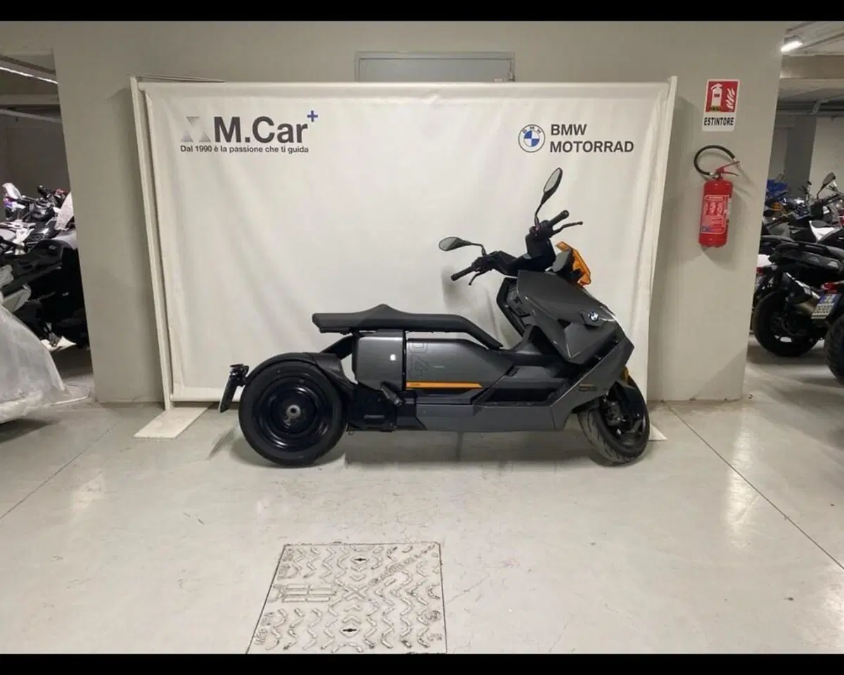 Bmw CE 04 (2021 - 25) (4)