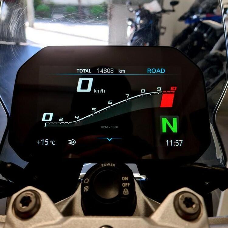 Bmw F 900 R (2017 - 20) (5)