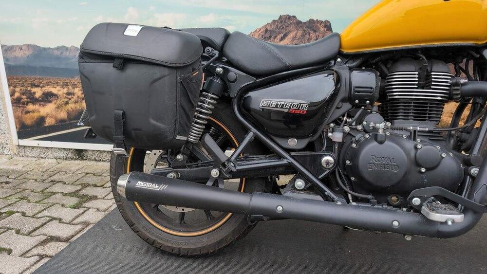 Royal Enfield Meteor 350 Stellar (2021 - 25) (5)
