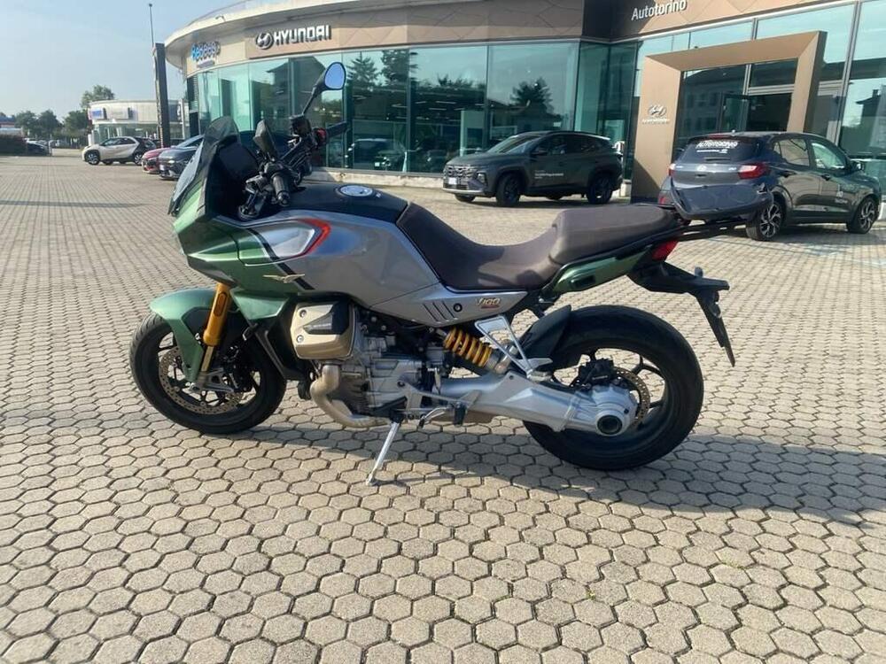 Moto Guzzi V100 Mandello S (2022 - 24) (4)