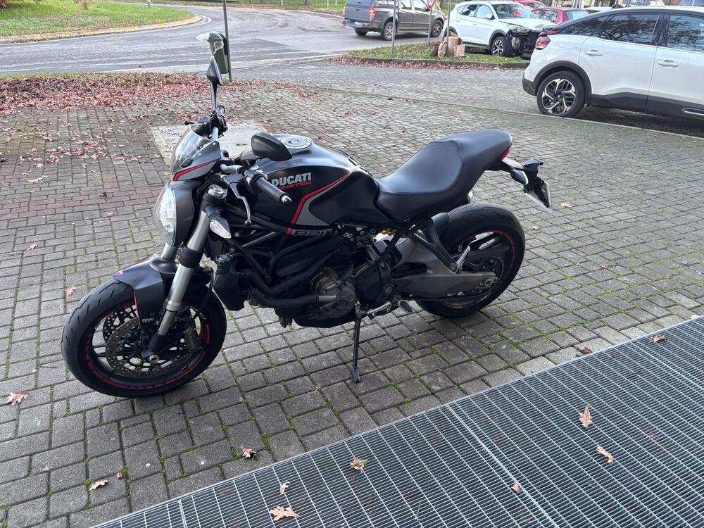 Ducati Monster 821 Stealth (2019 - 20) (2)