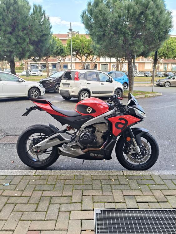 Aprilia Tuono 660 (2021 - 25) (2)
