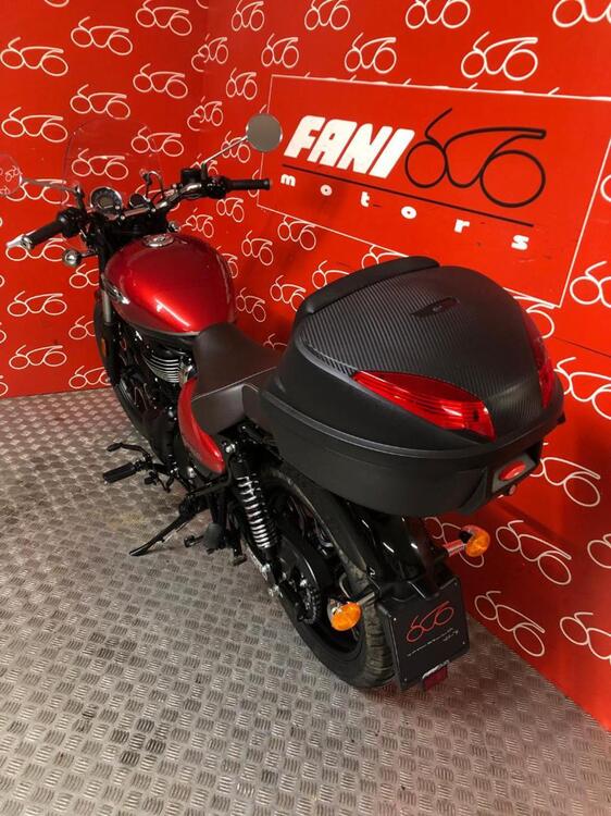 Royal Enfield Meteor 350 Supernova (2021 - 25) (3)