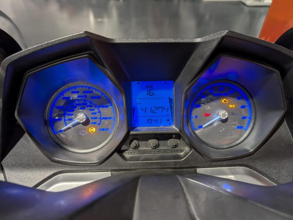 Kymco Downtown 350i TCS (2020) (4)